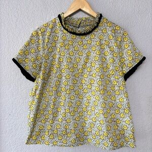 Cotélac Patterned T-shirt Green Top Ruffle Pleated Black Trim Floral Size 3 (XL)